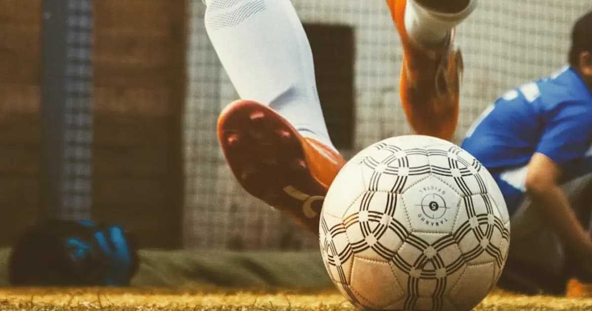Arsenal PPDA 7.4 — pressing top-2 Premier League và bài học cho HLV V-League