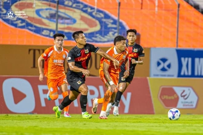 Sơ đồ 5-3-2 của CAHN: vì sao phòng ngự ít thủng lưới nhất V-League 2025/26