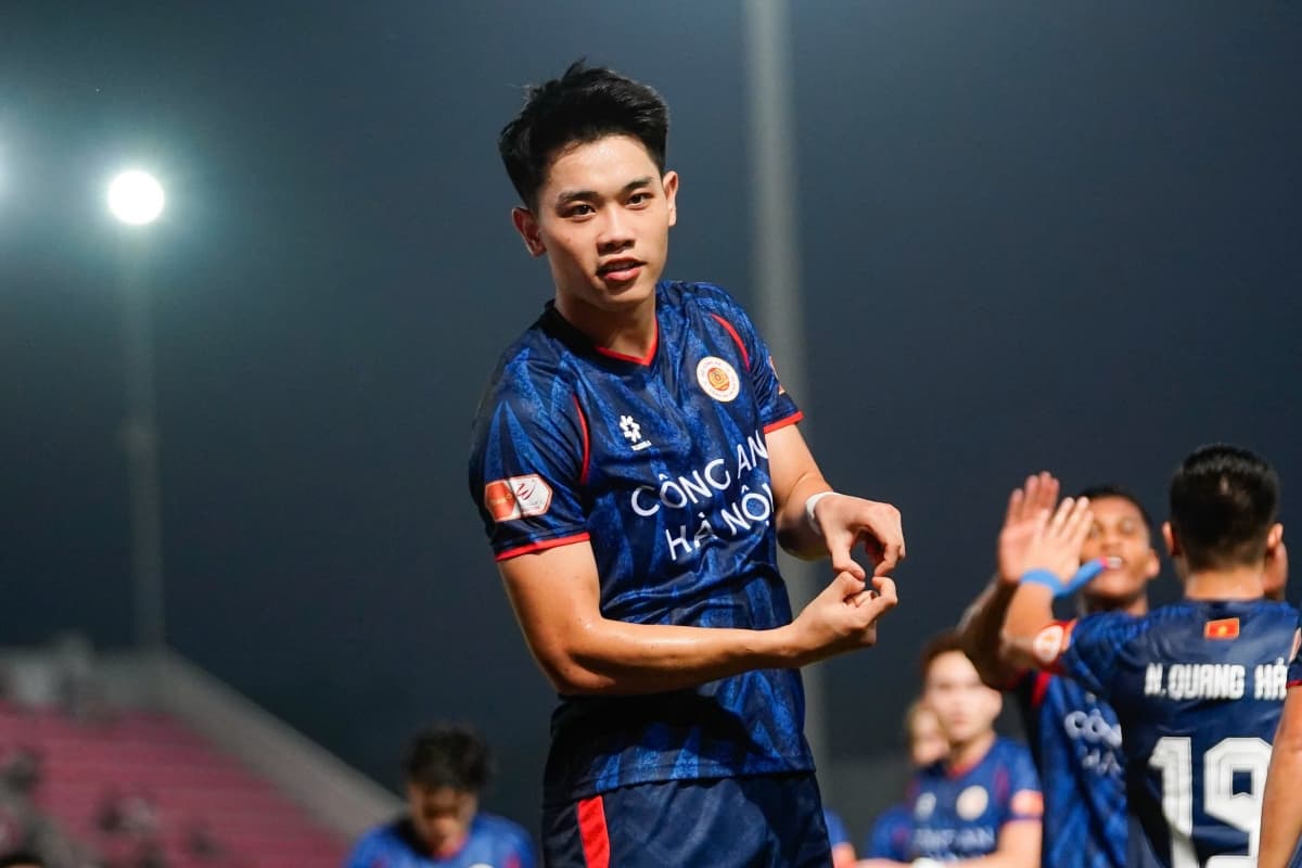 Hồ sơ dự án CAHN 2025/26: Hành trình từ tân binh đến áp sát chức vô địch lịch sử V-League