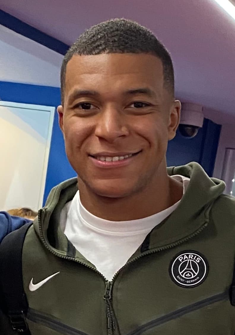 Bản đồ chuyển nhượng hè 2026: Saka, Mbappé, Lautaro và 5 sao Việt