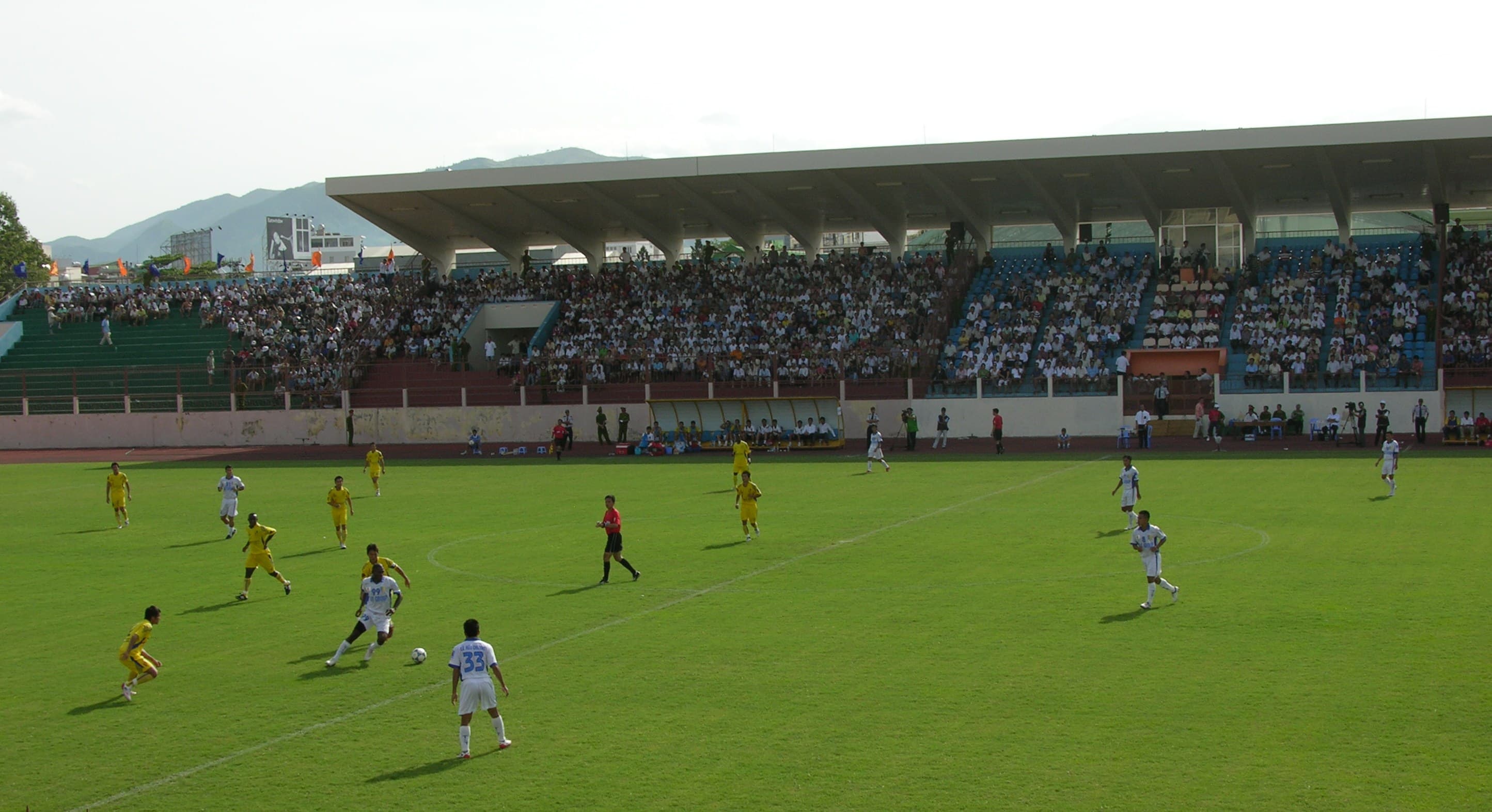 5 số liệu thống kê ấn tượng nhất về CAHN trong cuộc đua vô địch V-League 2025-26 — Bạn đã biết chưa?