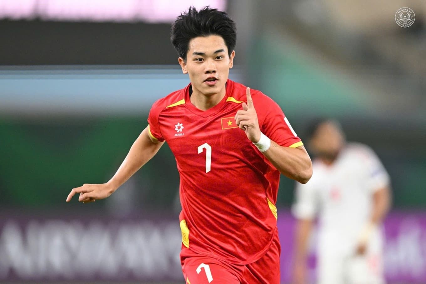 Phân tích chiến thuật: Đình Bắc trong sơ đồ 4-2-3-1 của Polking và bộ máy phản công tốc độ ở CAHN