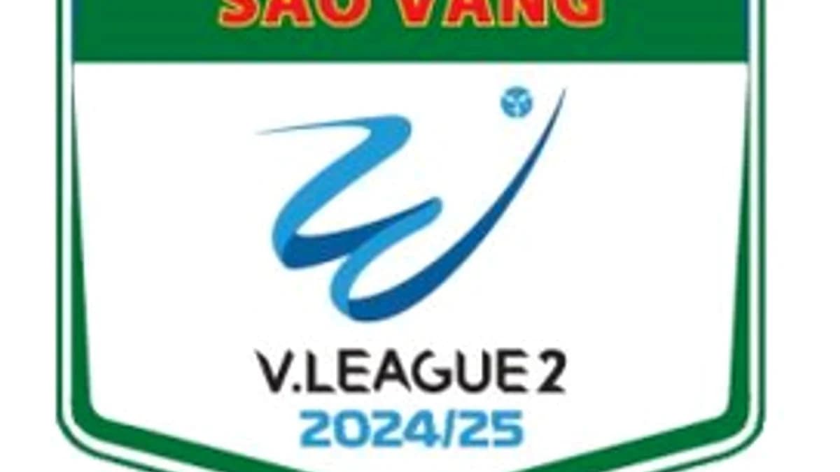 Đêm Đỏ Rực Tại Villa Park: 3.000 CĐV Nottingham Forest Mang Theo Giấc Mơ Istanbul Đến Sân Đối Thủ