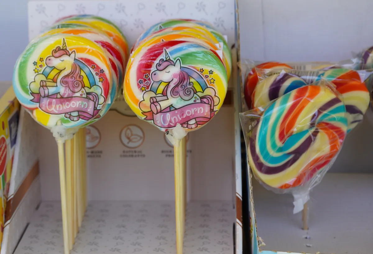 Sweet Bonanza (Pragmatic Play) — MSZN logs feature-trigger distribution across 11,400 spins, p50 at 312 spins