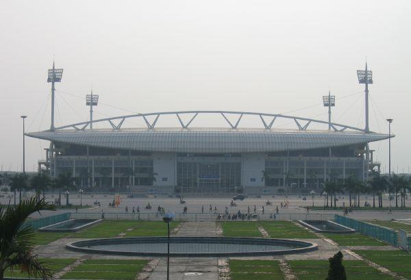 Sân vận động V-League trước trận CAHN vs SLNA vòng 25 V-League 2025-26