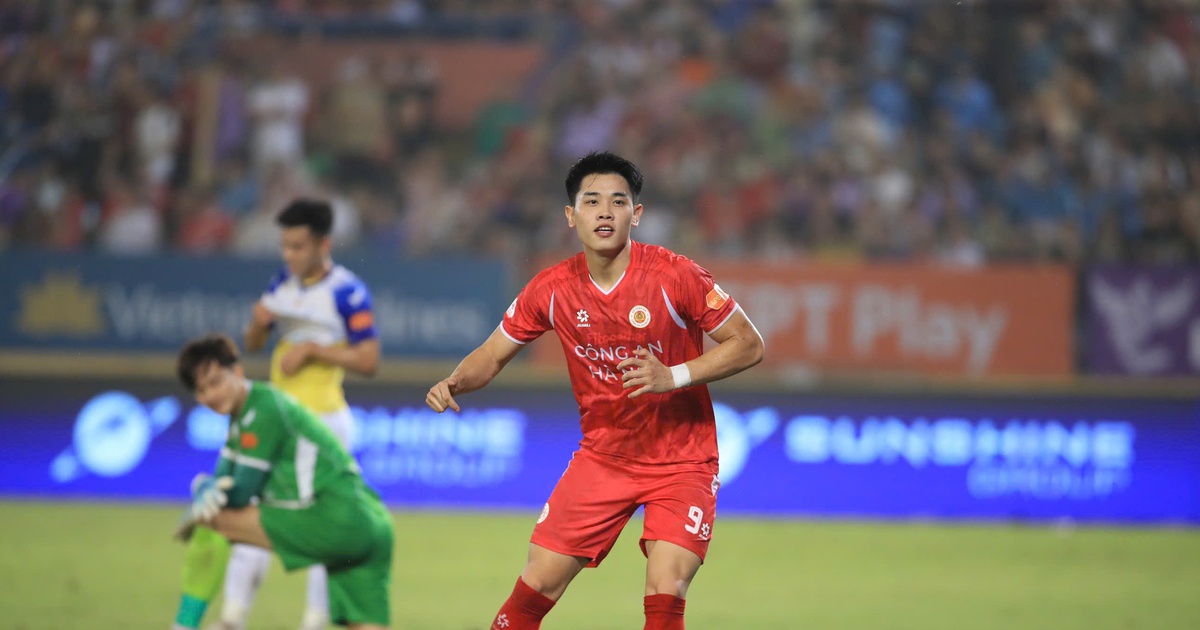 Dashboard dữ liệu V-League 2025-26 với các chỉ số trụ hạng và cuộc đua top 3 sau vòng 21
