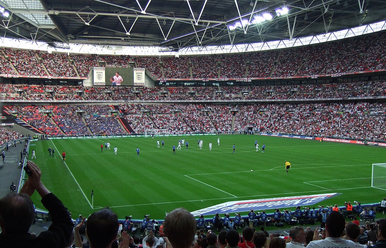 Dữ liệu và thống kê bóng đá cuối tuần 2-3/5/2026: Premier League, La Liga và Serie A