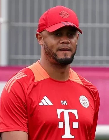 Vincent Kompany rời sân sau trận Real Madrid trước án treo ghế UEFA trận PSG 28/4
