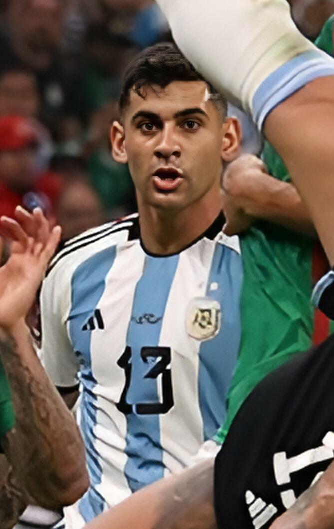 Cristian Romero đội trưởng Tottenham Hotspur trung vệ tuyển Argentina nhà vô địch World Cup 2022